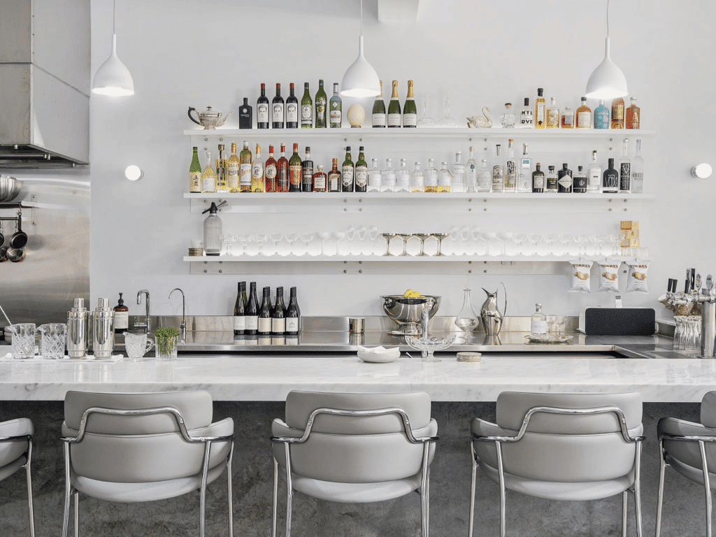 The bar at Institut Polaire
